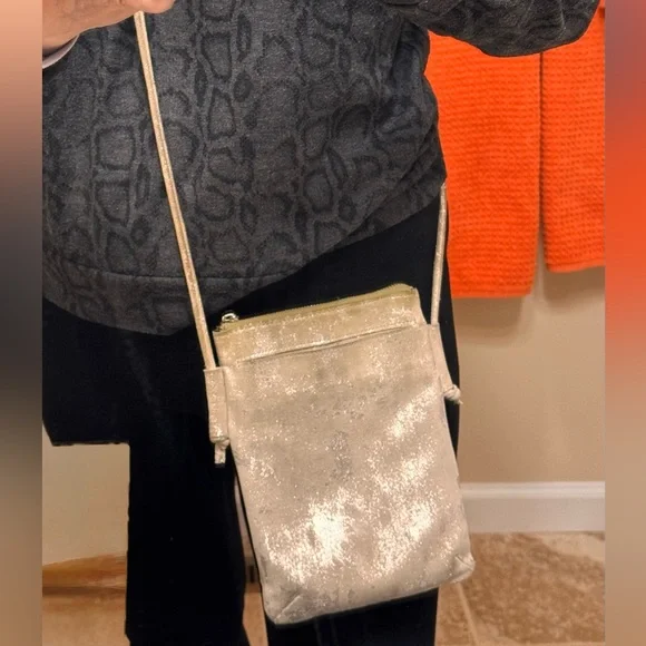 LATICO LEATHER - METALLIC CROSSBODY. WAS $125 brand new. - Picture 1 of 8